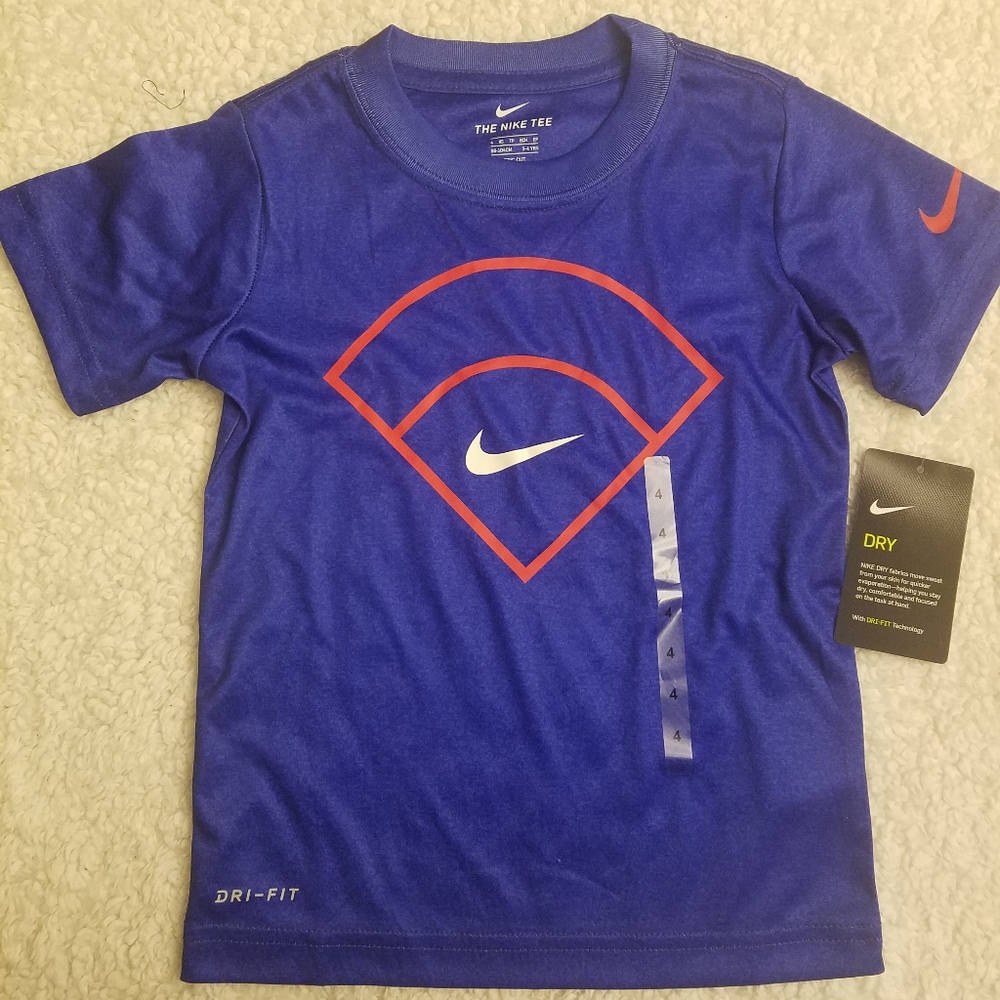 Boys Nike t-shirt